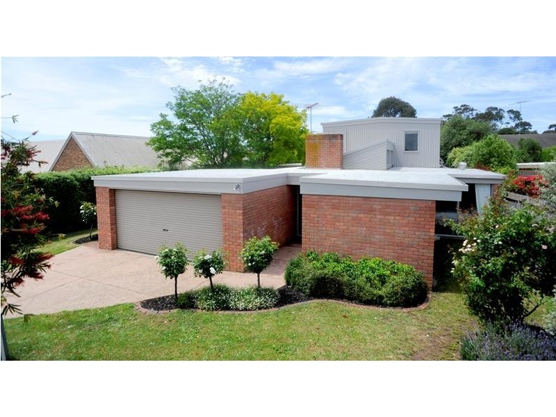 10 Curtis Court, Leopold VIC 3224