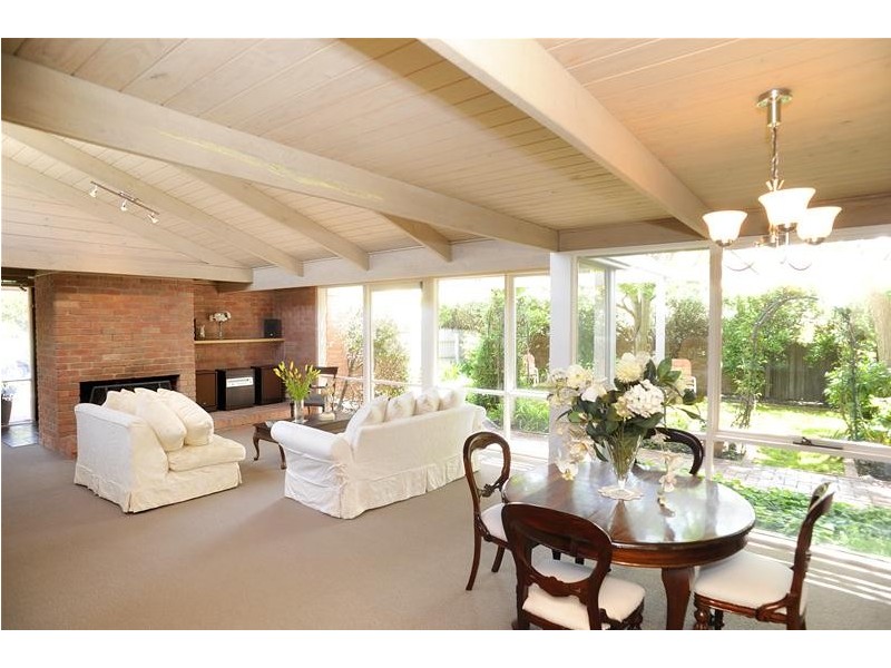 10 Curtis Court, Leopold VIC 3224