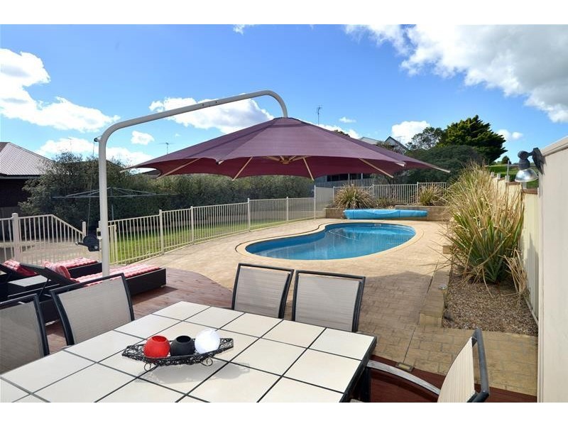15 Townview Court, Leopold VIC 3224