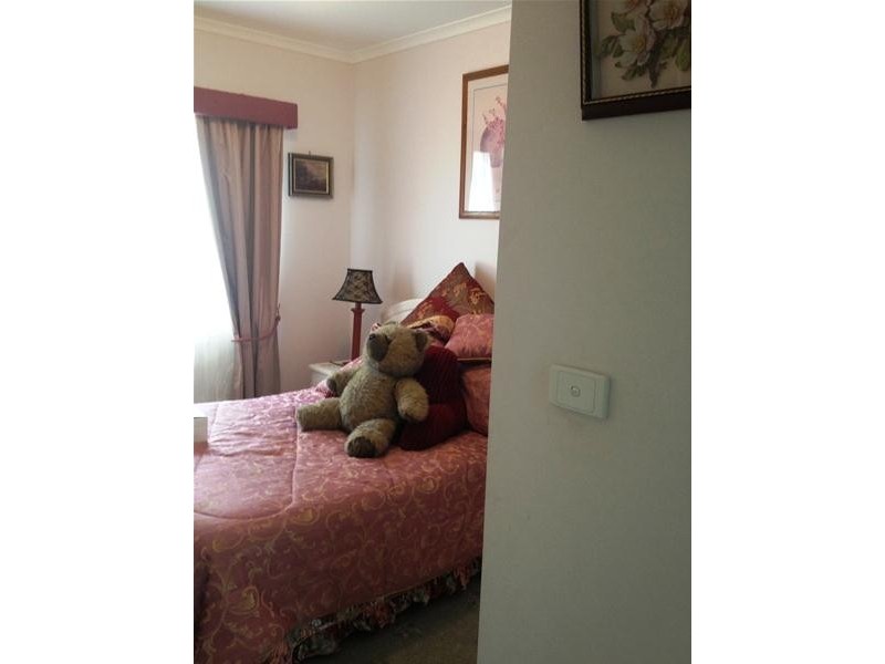 17 Vicarage Road, Leopold VIC 3224