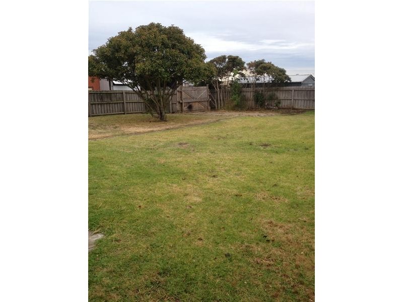 36 Simons Road, Leopold VIC 3224