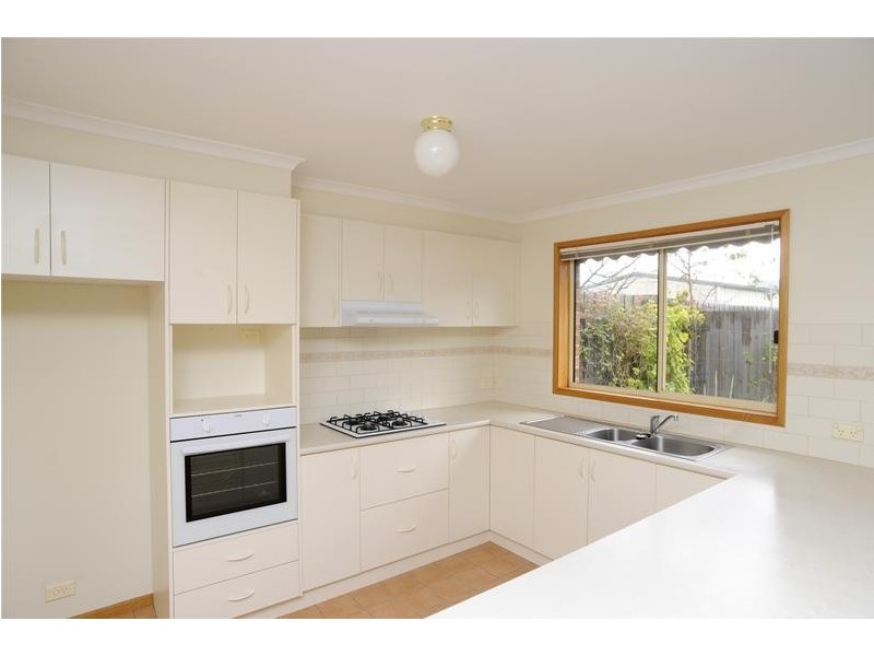 2/45 Anzac  Avenue, Leopold VIC 3224