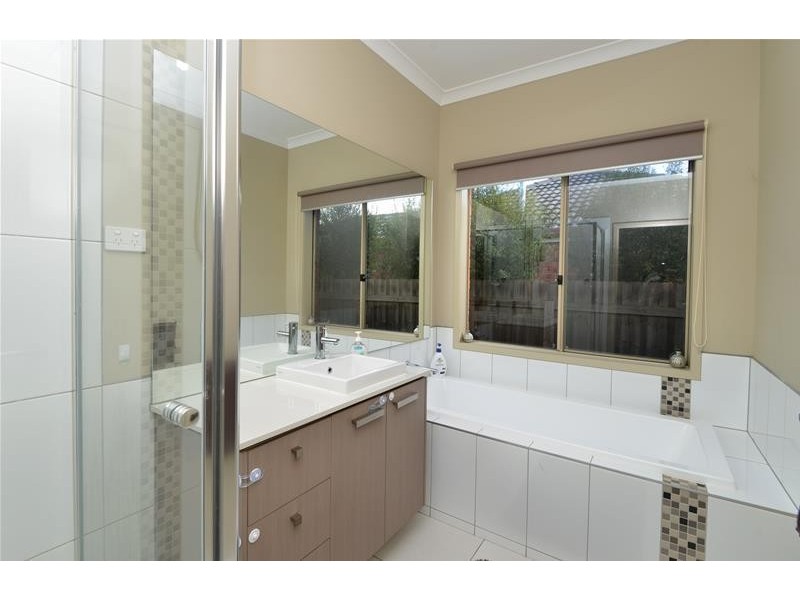 28 Arabando Drive, Leopold VIC 3224