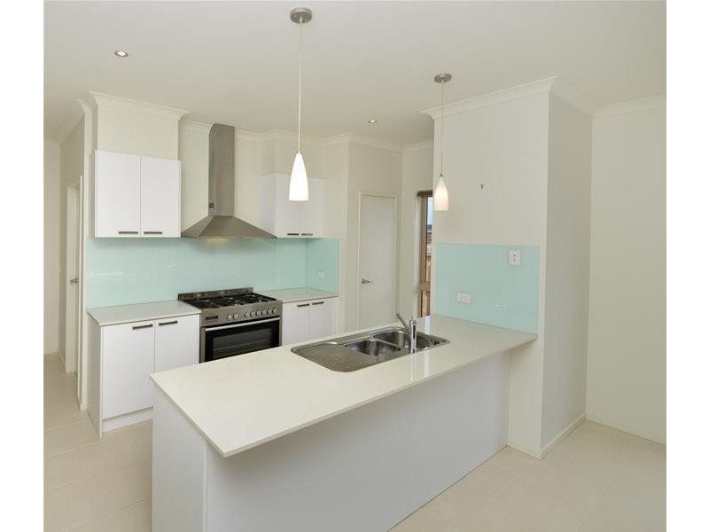 14 Pickworth Drive, Leopold VIC 3224