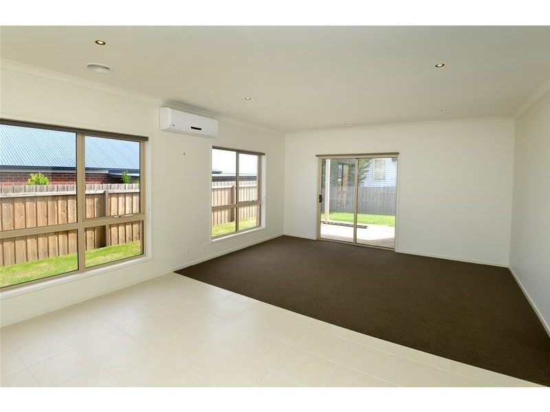 14 Pickworth Drive, Leopold VIC 3224