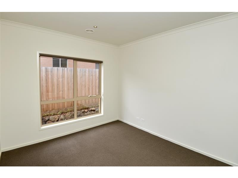 14 Pickworth Drive, Leopold VIC 3224