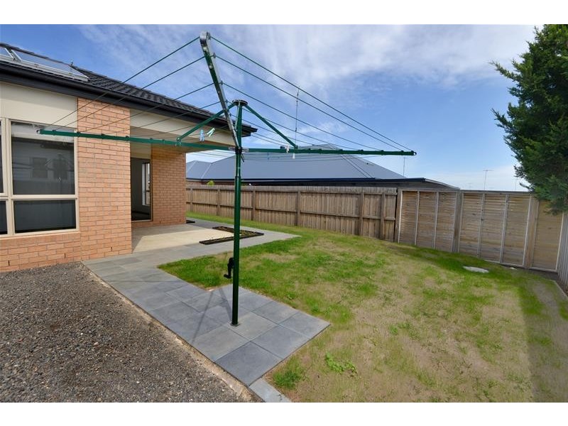 14 Pickworth Drive, Leopold VIC 3224