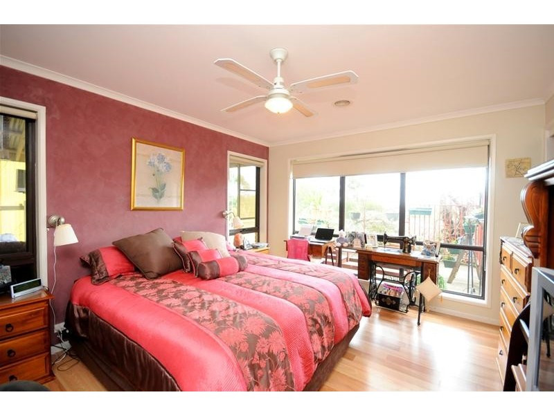 20 Glengarwyn Road, Leopold VIC 3224