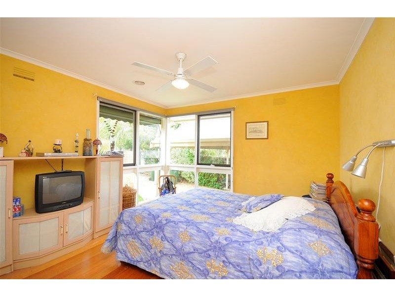 20 Glengarwyn Road, Leopold VIC 3224