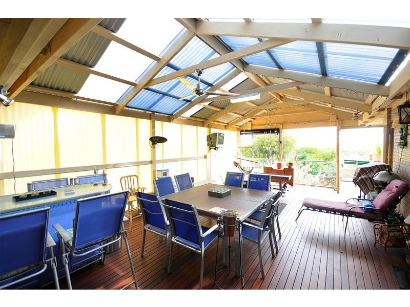 20 Glengarwyn Road, Leopold VIC 3224