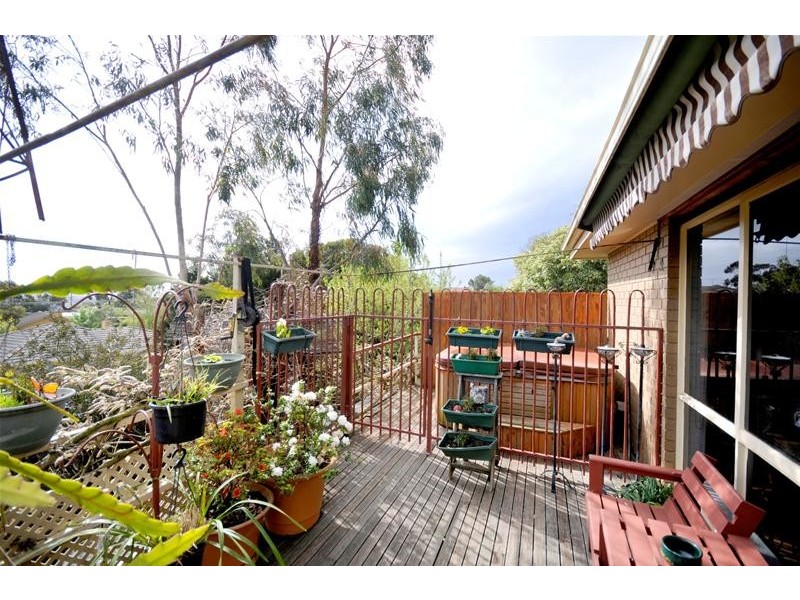 20 Glengarwyn Road, Leopold VIC 3224