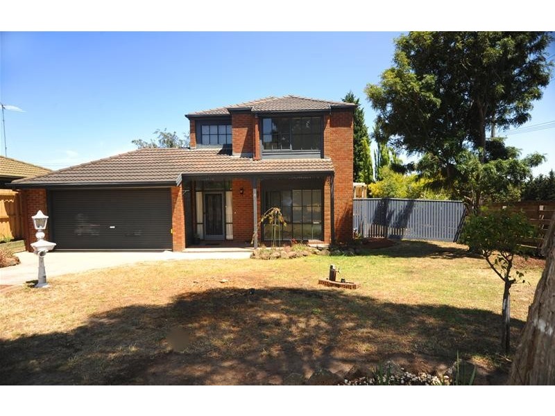 17 Viewbay Drive, Leopold VIC 3224