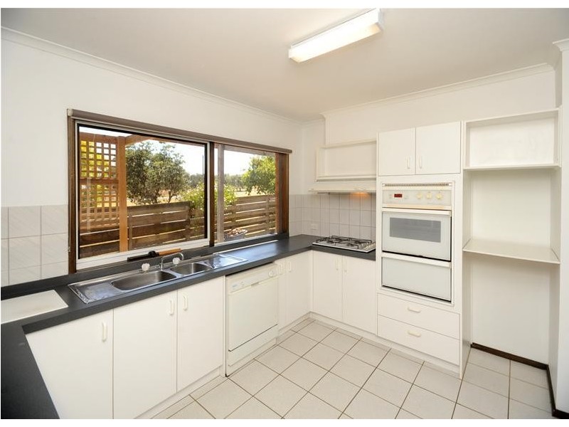 17 Viewbay Drive, Leopold VIC 3224