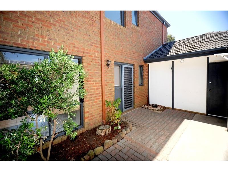 17 Viewbay Drive, Leopold VIC 3224