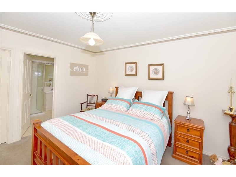 12 Heywood Court, Leopold VIC 3224