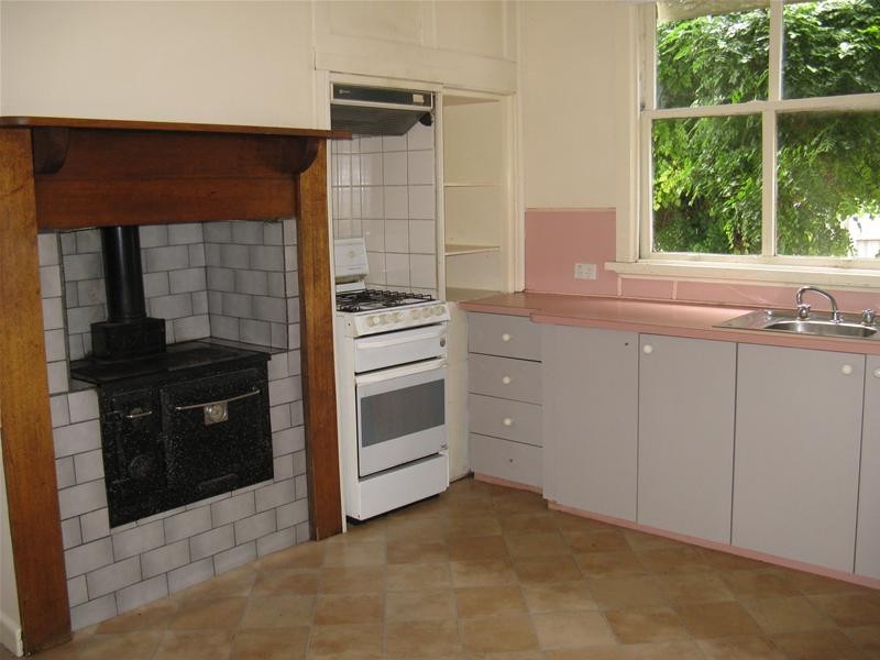 89 Ormond Road, East Geelong VIC 3219