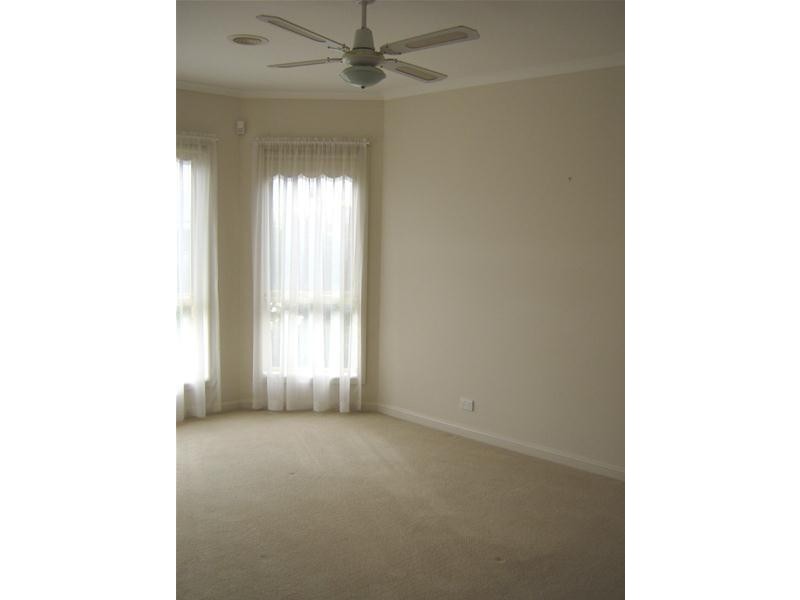 79 Canowindra Way, Leopold VIC 3224