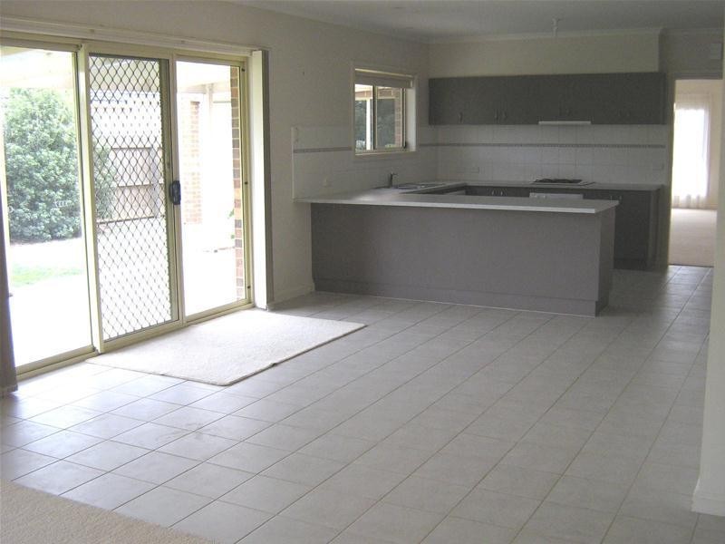 79 Canowindra Way, Leopold VIC 3224