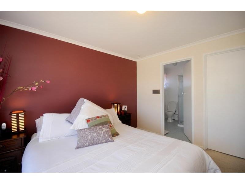 6 Heatherlea Court, Leopold VIC 3224