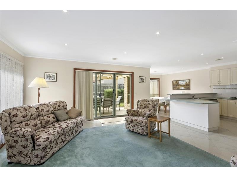 8 Moondara Court, Leopold VIC 3224