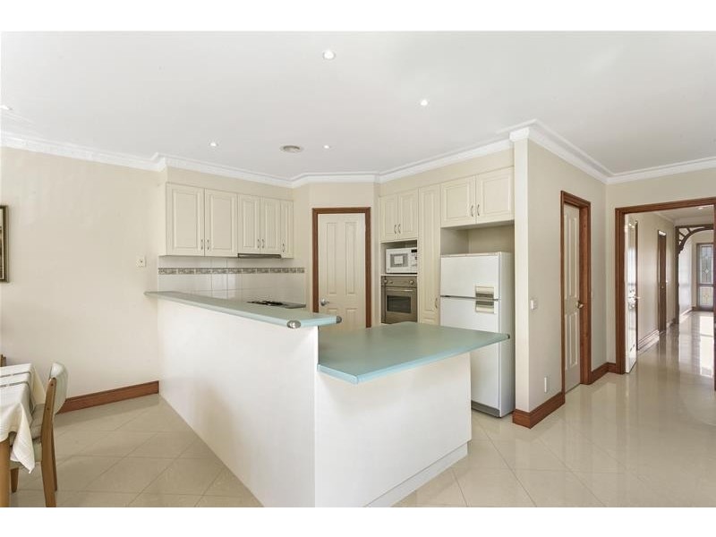 8 Moondara Court, Leopold VIC 3224