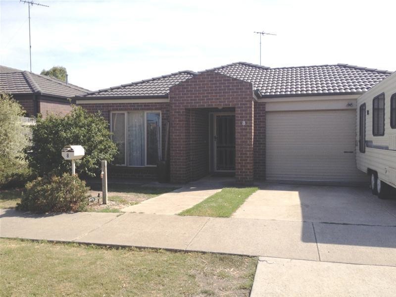 8 Benita  Place, Leopold VIC 3224