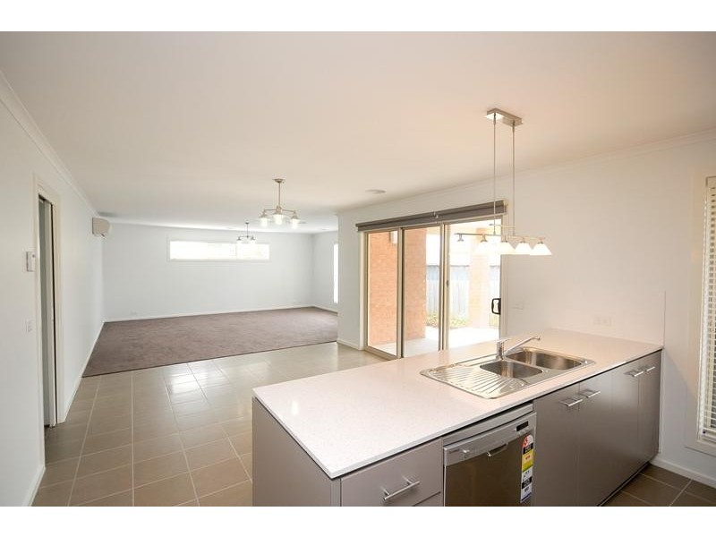 17 Allanvale Avenue, Leopold VIC 3224