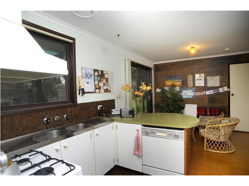 3 Coombe Court, Leopold VIC 3224