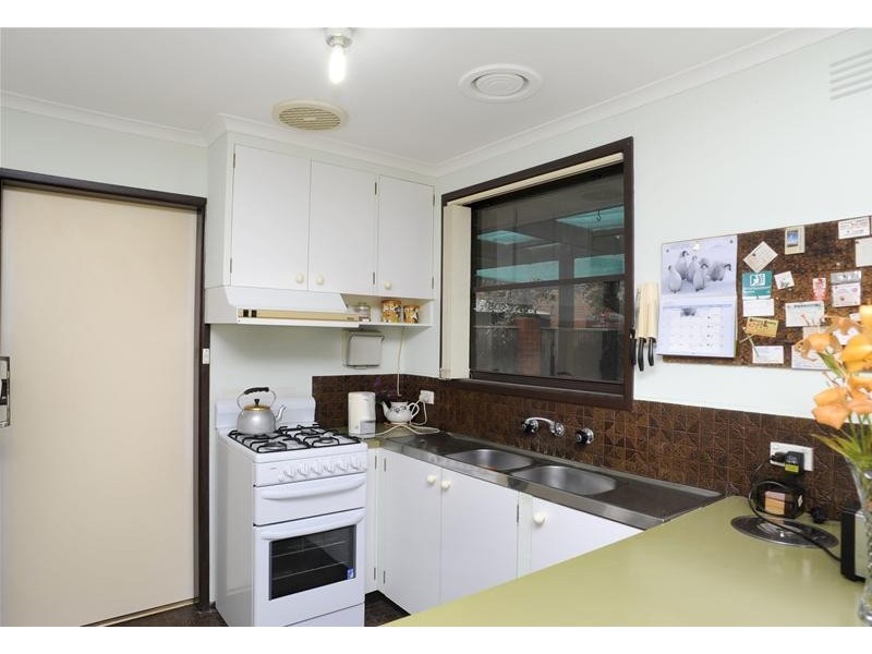 3 Coombe Court, Leopold VIC 3224