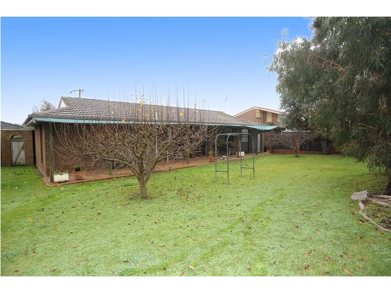 3 Coombe Court, Leopold VIC 3224