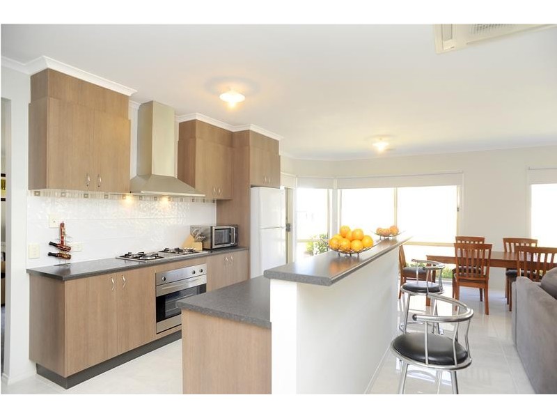 10 Green Acre Drive, Leopold VIC 3224