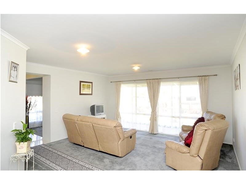 10 Green Acre Drive, Leopold VIC 3224