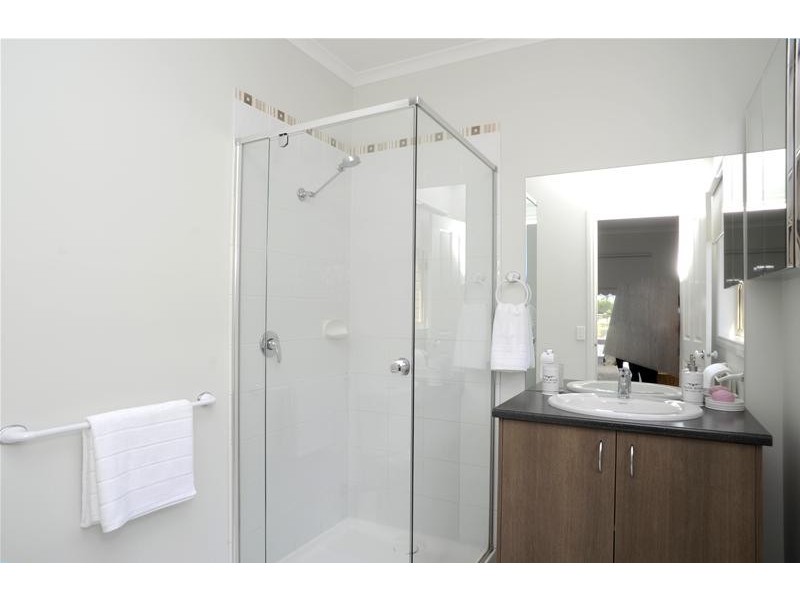 10 Green Acre Drive, Leopold VIC 3224