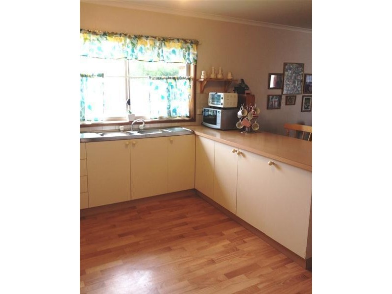 5,1 Fern Street, Newcomb VIC 3219