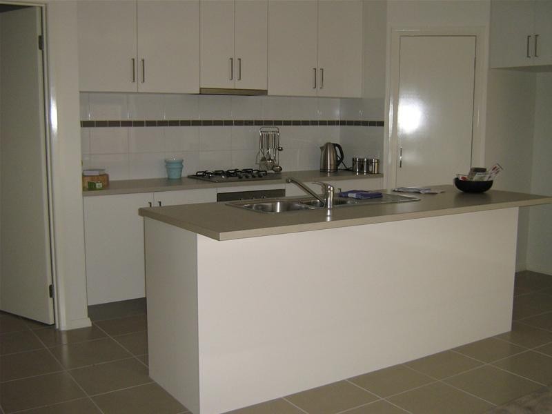 2/5 Jessie Way, Leopold VIC 3224