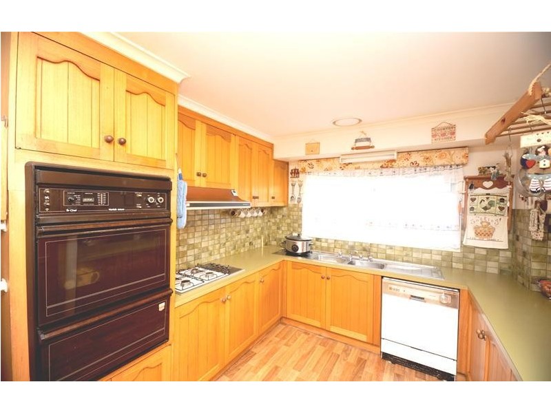 15 Carmichael Court, Leopold VIC 3224