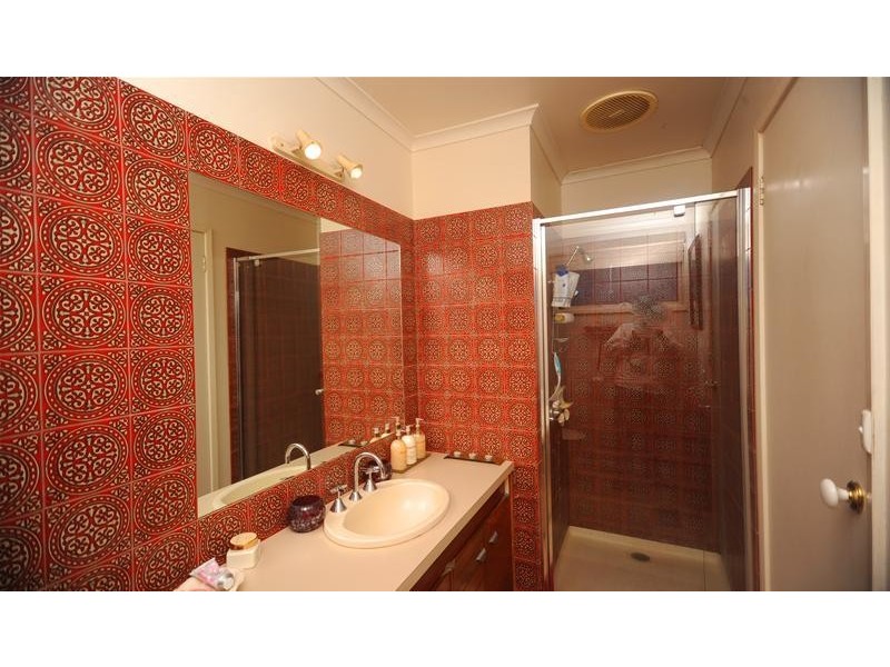 15 Carmichael Court, Leopold VIC 3224