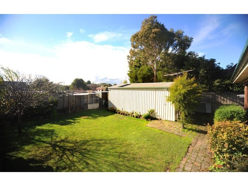 15 Carmichael Court, Leopold VIC 3224