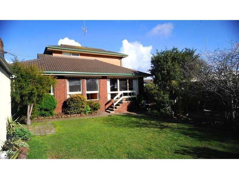 15 Carmichael Court, Leopold VIC 3224