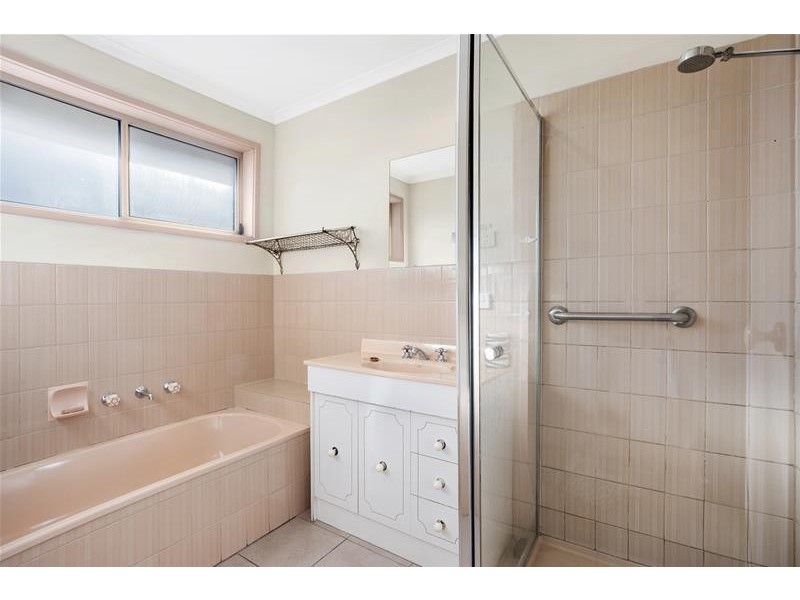 2/5 Arden Avenue, Leopold VIC 3224