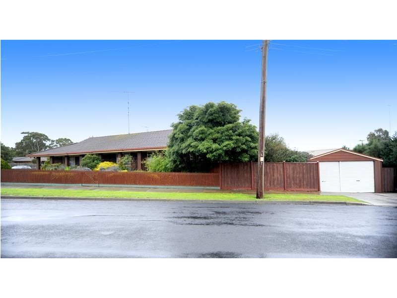 61 Allambie Street, Leopold VIC 3224