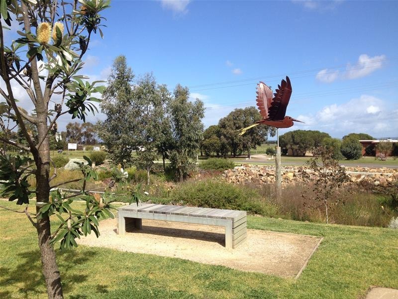 9 Shoaling Drive, Leopold VIC 3224