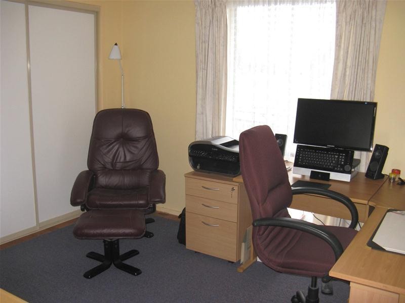 2/8 Highland Way, Leopold VIC 3224