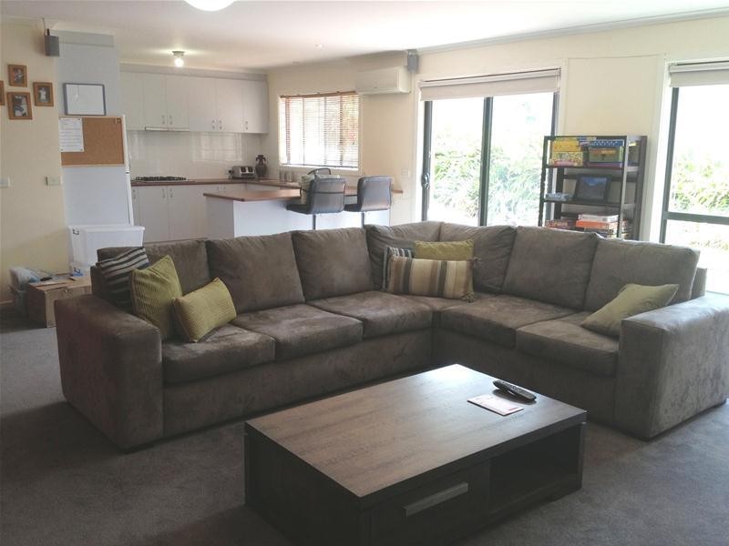 2/27 Leicester Mews, Leopold VIC 3224