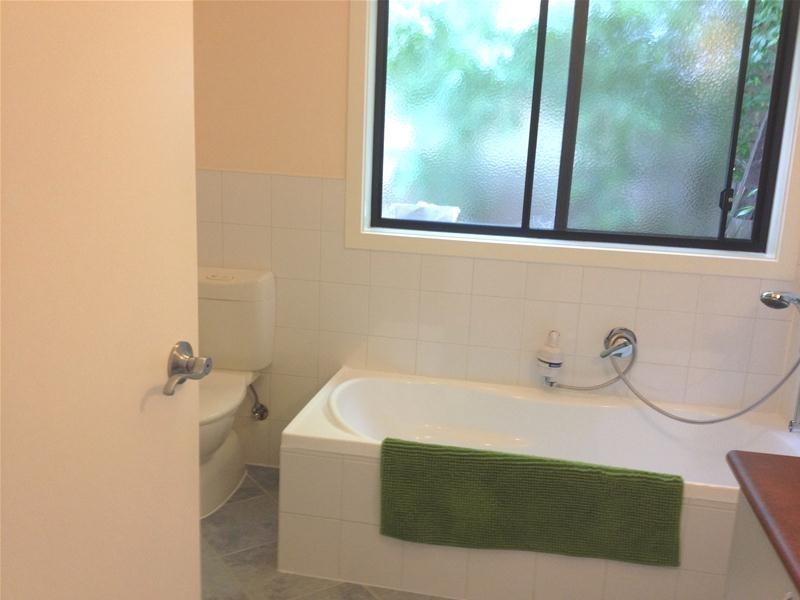 2/27 Leicester Mews, Leopold VIC 3224