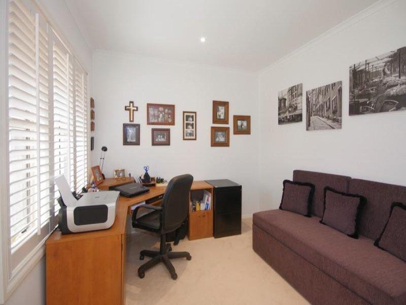 2/100 Kensington  Road, Leopold VIC 3224