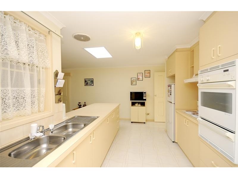 24 The Court, Leopold VIC 3224