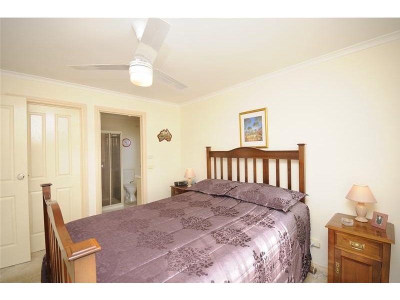 24 The Court, Leopold VIC 3224