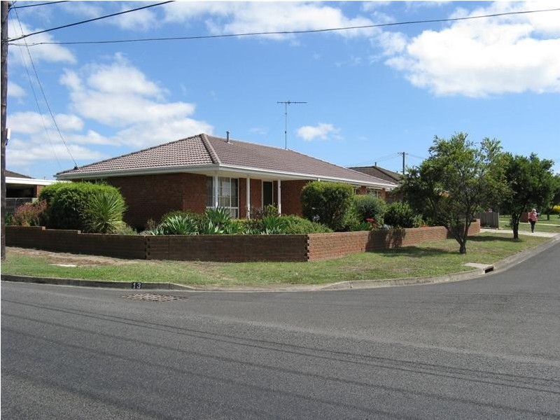13 Regent Street, Whittington VIC 3219