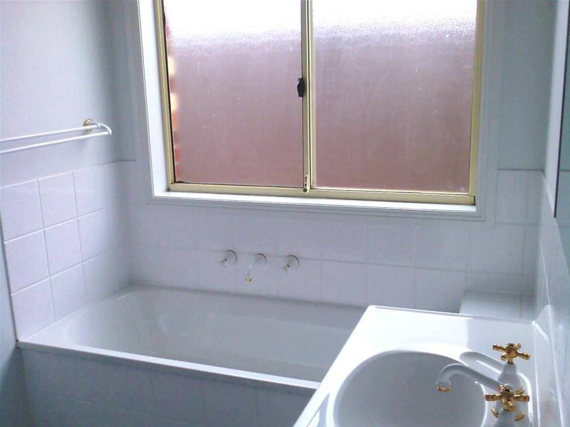 14 Roseworth Close, Leopold VIC 3224